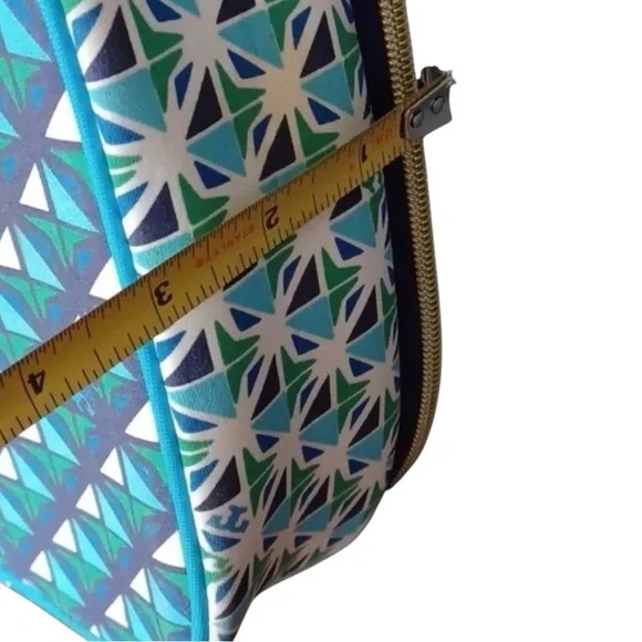 TORY BURCH NEIMAN MARCUS TARGET
Blue Kaleidoscope insulated Lunch Box Bag - Picture 5 of 13